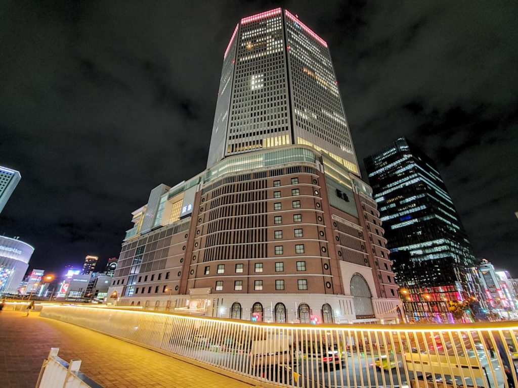 阪急グランドビル